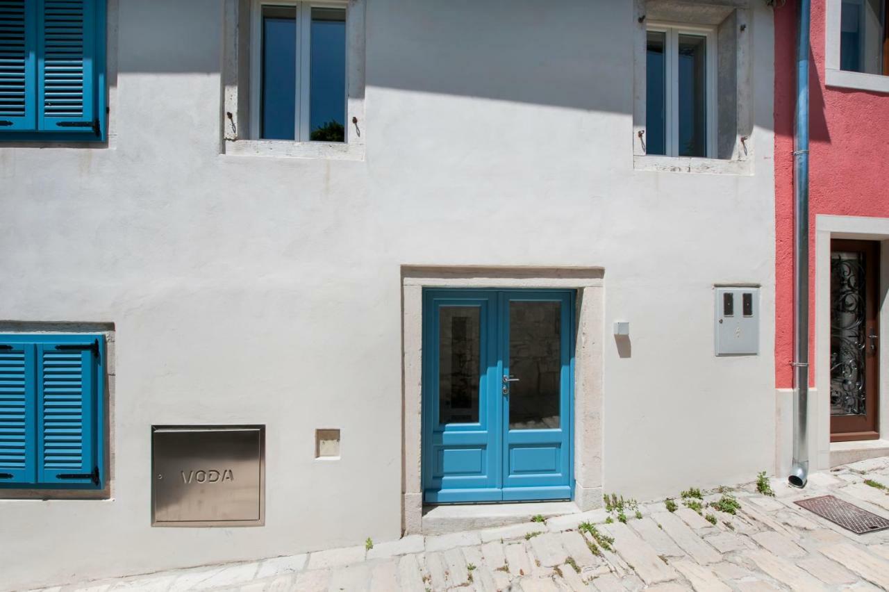 House Graziella Apartment Ровин Екстериор снимка