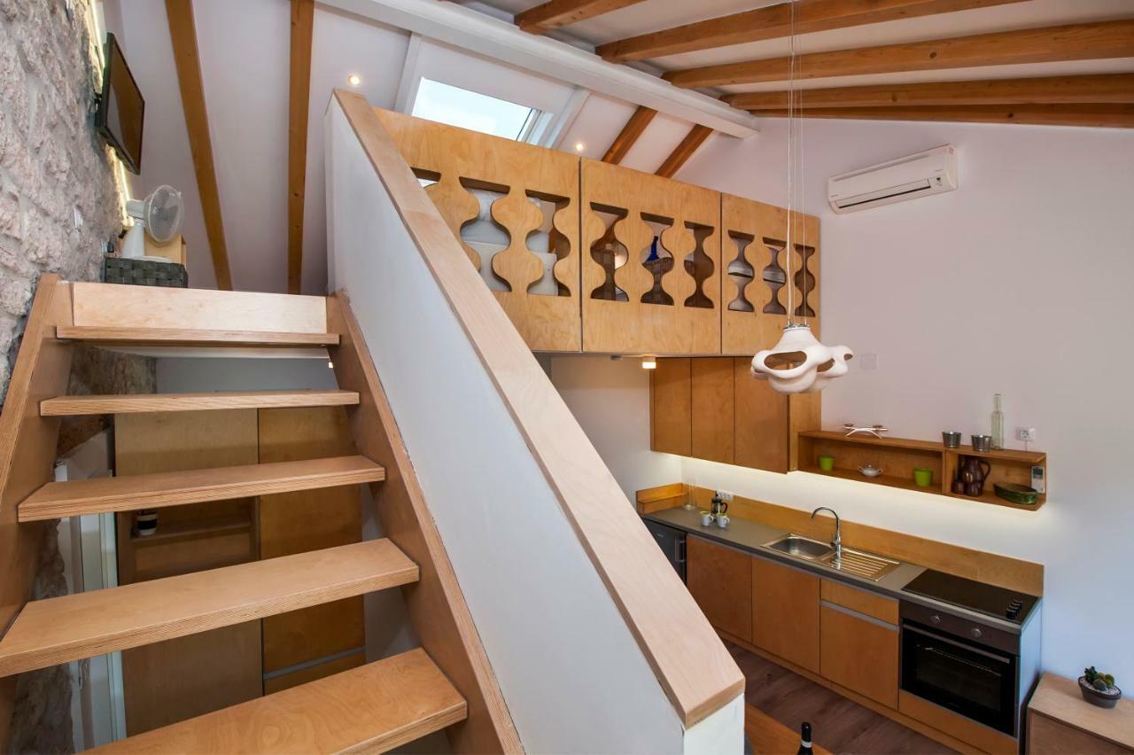 House Graziella Apartment Ровин Екстериор снимка